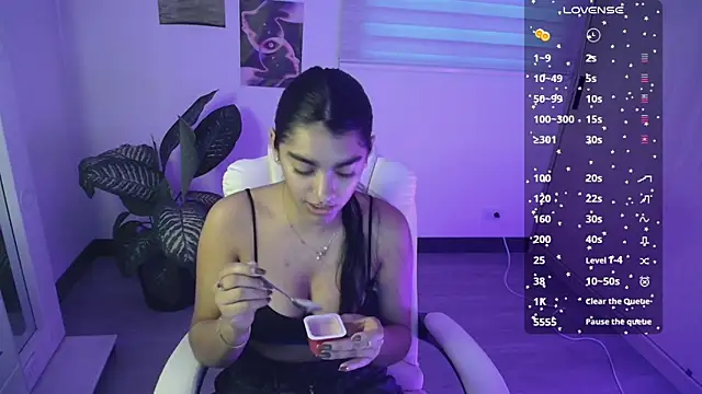 Snapshot of amarasilk_ chatting on 17, 7, 2026 amarasilk online show from 17, 7, 2026