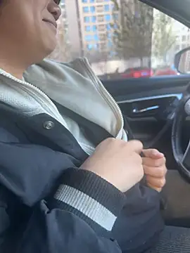 Snapshot of Fengbaby-555 chatting on 2, 12, 2025 Fengbaby-555 online show from 2, 12, 2025