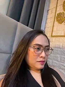 Snapshot of yourdevilsweettsx chatting on 5, 11, 2025 yourdevilsweettsx online show from 5, 11, 2025