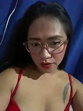 yourdevilsweettsx online show from 5, 3, 2026