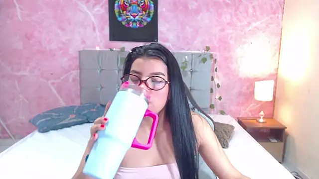 Snapshot of WHANDA_CARVAJAL chatting on 25, 9, 2025 WHANDA CARVAJAL online show from 25, 9, 2025