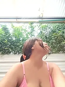 Snapshot of Shell_Latina chatting on 2, 6, 2026 Shell Latina online show from 2, 6, 2026