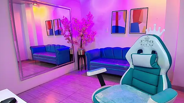 Snapshot of Black_roseee chatting on 11, 10, 2025 Black roseee online show from 11, 10, 2025