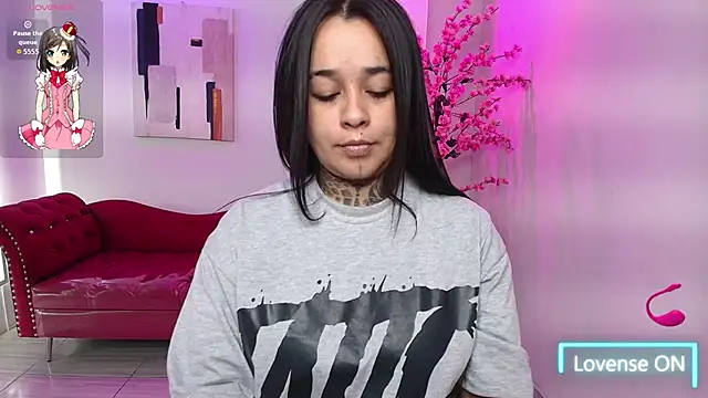 Snapshot of Black_roseee chatting on 15, 11, 2025 Black roseee online show from 15, 11, 2025