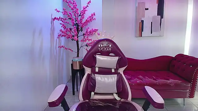 Snapshot of Black_roseee chatting on 20, 11, 2025 Black roseee online show from 20, 11, 2025