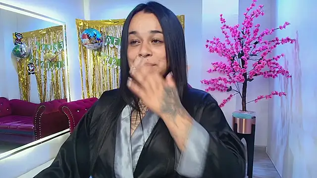 Snapshot of Black_roseee chatting on 20, 12, 2025 Black roseee online show from 20, 12, 2025