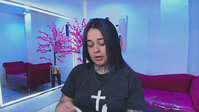 Snapshot of Black_roseee chatting on 5, 2, 2026 Black roseee online show from 5, 2, 2026