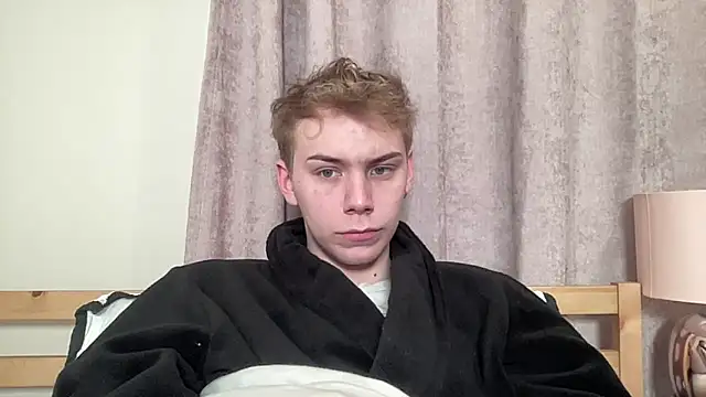 Snapshot of scottishtwink01 chatting on 3, 11, 2025 scottishtwink01 online show from 3, 11, 2025