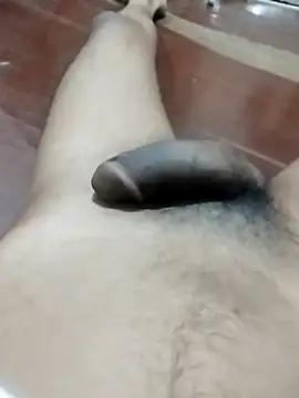 skylar 27 online show from 4, 10, 2025