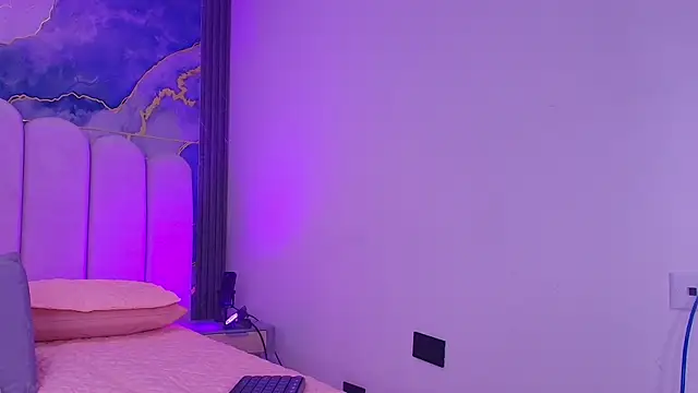 abbyrouss  online show from 10, 4, 2026