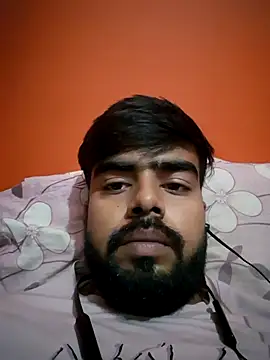 soniriyaa010101 online show from 13, 10, 2025