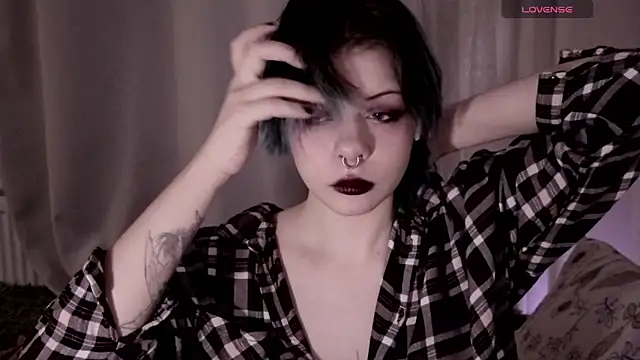 Snapshot of Alice_Zev chatting on 20, 12, 2025 Alice Zev online show from 20, 12, 2025