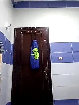 ayamohamedAbozeed online show from 18, 10, 2025