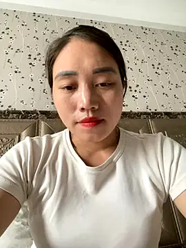 Snapshot of chipp-bong chatting on 10, 9, 2025 chipp-bong online show from 10, 9, 2025