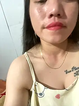 Snapshot of chipp-bong chatting on 14, 9, 2025 chipp-bong online show from 14, 9, 2025