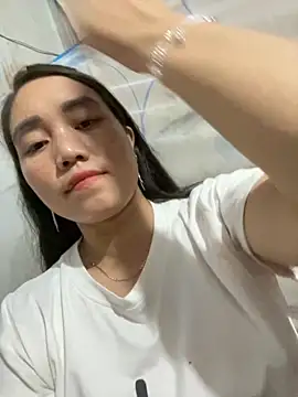 Snapshot of chipp-bong chatting on 15, 9, 2025 chipp-bong online show from 15, 9, 2025