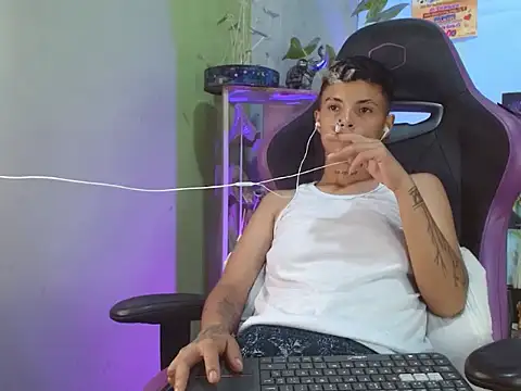 Snapshot of Dorland777 chatting on 16, 9, 2025 Dorland777 online show from 16, 9, 2025