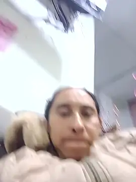 LeilaSmith  online show from 27, 3, 2026