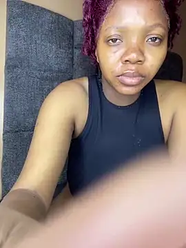 Snapshot of MilfBoobsxx chatting on 9, 6, 2026 MilfBoobsxx online show from 9, 6, 2026