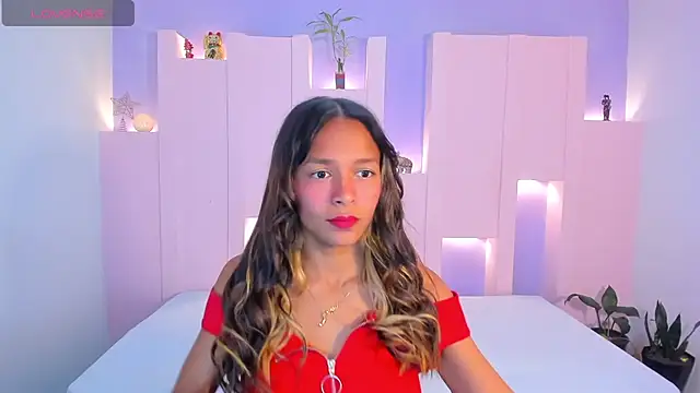 Snapshot of BiancaEmber9 chatting on 14, 9, 2025 BiancaEmber9 online show from 14, 9, 2025