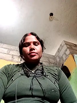 SweetKomal89 online show from 28, 10, 2025