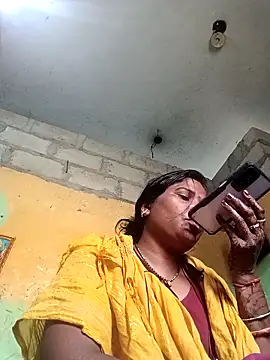 SweetKomal89 online show from 29, 10, 2025