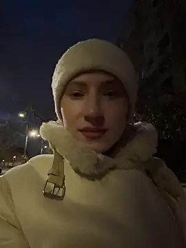 Snapshot of dark_summer chatting on 24, 11, 2025 dark summer online show from 24, 11, 2025