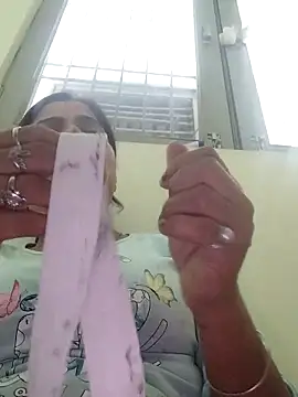 Hot-Pooja25 online show from 20, 9, 2025