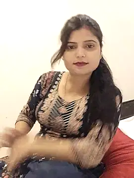 Hot-Pooja25 online show from 28, 3, 2026