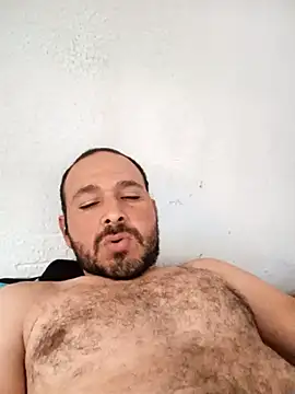 Snapshot of javi-tunene chatting on 25, 9, 2025 javi-tunene online show from 25, 9, 2025