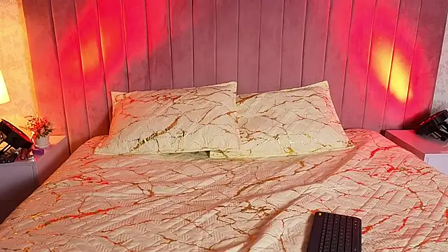 Snapshot of RobinBennett chatting on 24, 9, 2025 RobinBennett online show from 24, 9, 2025