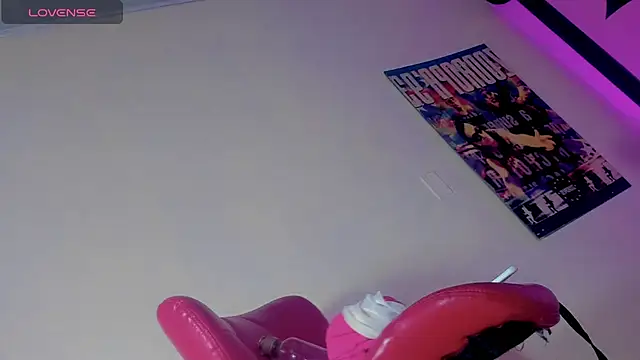 Snapshot of Alondra_Campbell chatting on 31, 10, 2025 Alondra Campbell online show from 31, 10, 2025