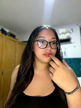 Snapshot of Whiitney_Bloom chatting on 14, 9, 2025 Whiitney Bloom online show from 14, 9, 2025