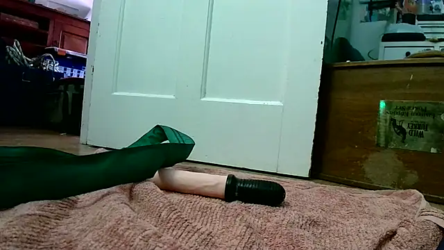 Snapshot of rzalza chatting on 6, 1, 2026 rzalza online show from 6, 1, 2026