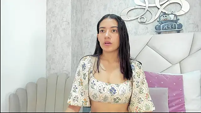 Snapshot of Skylerwhite02 chatting on 3, 11, 2025 Skylerwhite02 online show from 3, 11, 2025