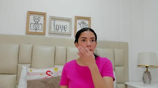 Snapshot of Skylerwhite02 chatting on 5, 2, 2026 Skylerwhite02 online show from 5, 2, 2026