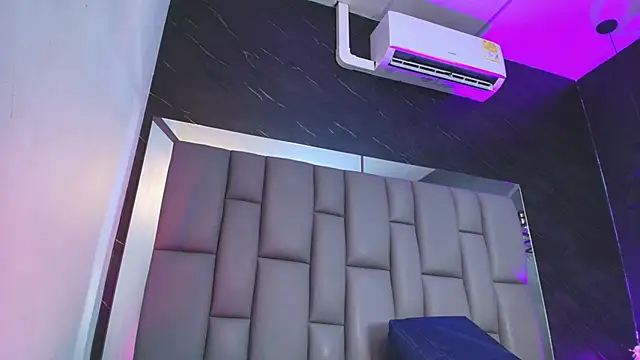 kissme luna online show from 21, 11, 2025