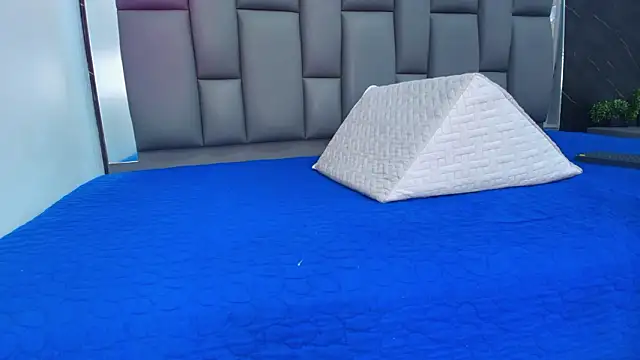 kissme luna online show from 28, 2, 2026