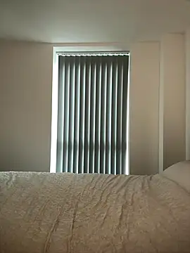 SexySaraxxoo online show from 16, 12, 2025