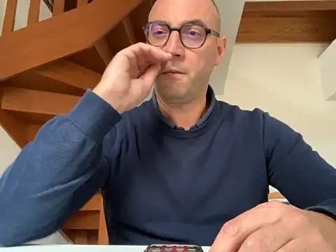 Marronglace1 online show from 6, 10, 2025