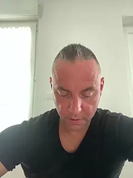 Marronglace1 online show from 2, 6, 2026