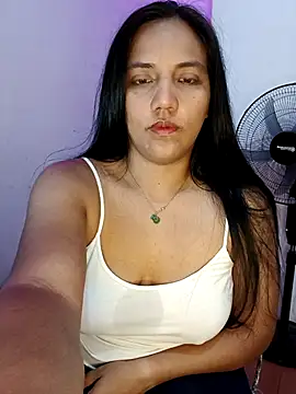 girlpee online show from 18, 11, 2025