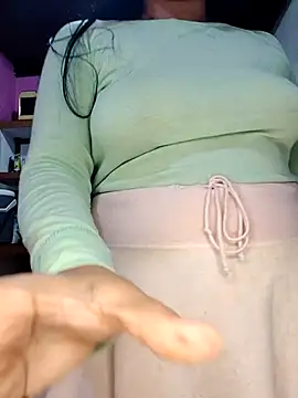 girlpee online show from 2, 12, 2025