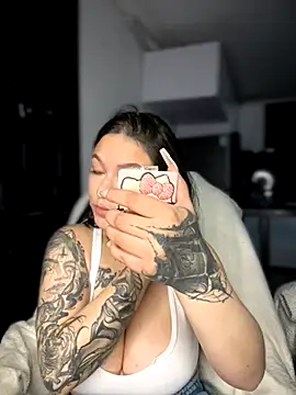 Megaan  More online show from 25, 10, 2025