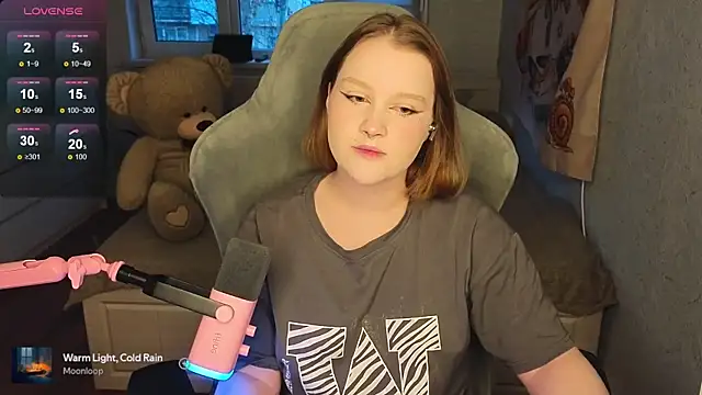 OliviaBlade online show from 5, 10, 2025