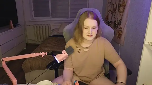 OliviaBlade online show from 19, 10, 2025