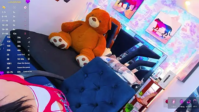 Charlotte Landry   online show from 25, 2, 2026