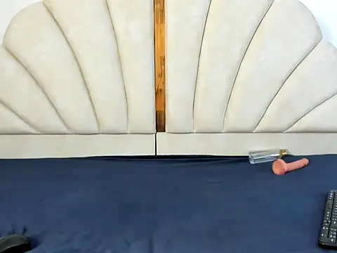 Kimberly TaylorX online show from 18, 9, 2025