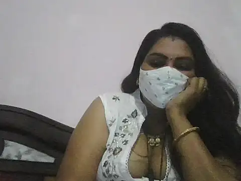 Snapshot of Nisha-telugu chatting on 7, 10, 2025 Nisha-telugu online show from 7, 10, 2025