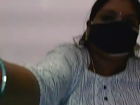 Snapshot of Nisha-telugu chatting on 10, 10, 2025 Nisha-telugu online show from 10, 10, 2025